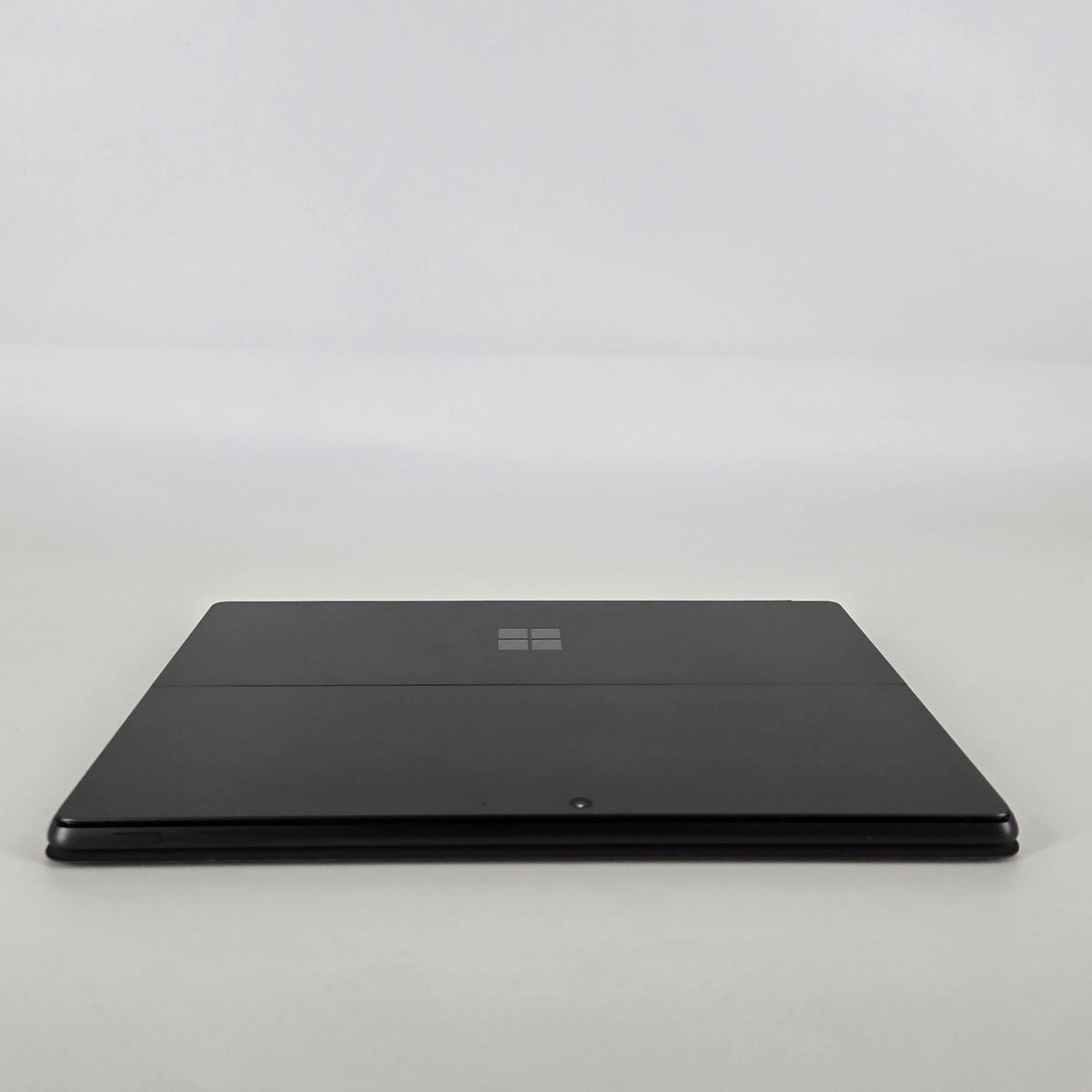 Microsoft Surface Pro 11 13 Black WiFi 3.4 GHz Qualcomm Snapdragon X Plus 16GB RAM 512GB Solid State Drive