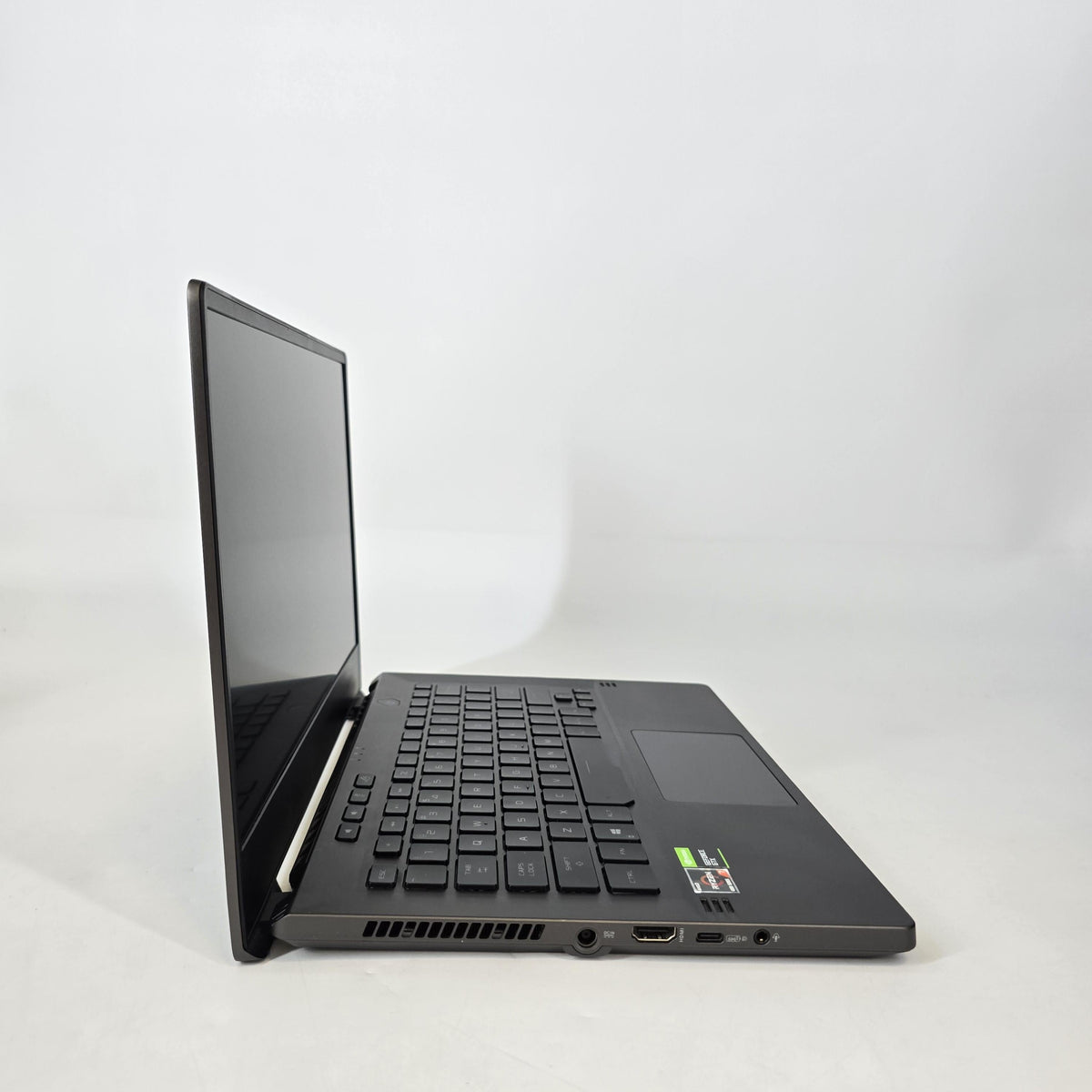 Asus ROG Zephyrus G14 GA401 14 Black 2.9 GHz AMD Ryzen 7 4800HS 16GB RAM 512GB Solid State Drive NVIDIA GeForce GTX 1650 4 GB