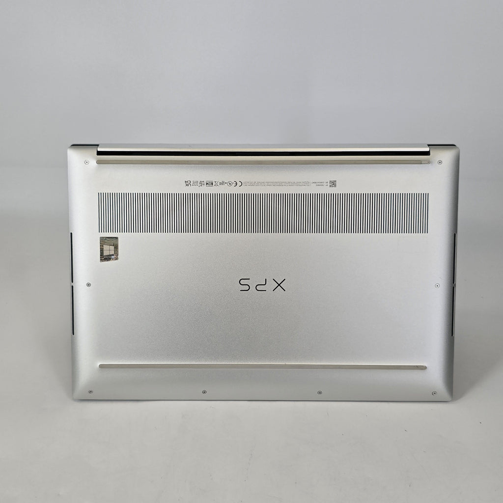 XPS 15 9510 Silver 2.3 GHz Intel Core i7 11th Gen. 16GB RAM 512GB Solid State Drive NVIDIA GeForce RTX 3050 Ti 4 GB