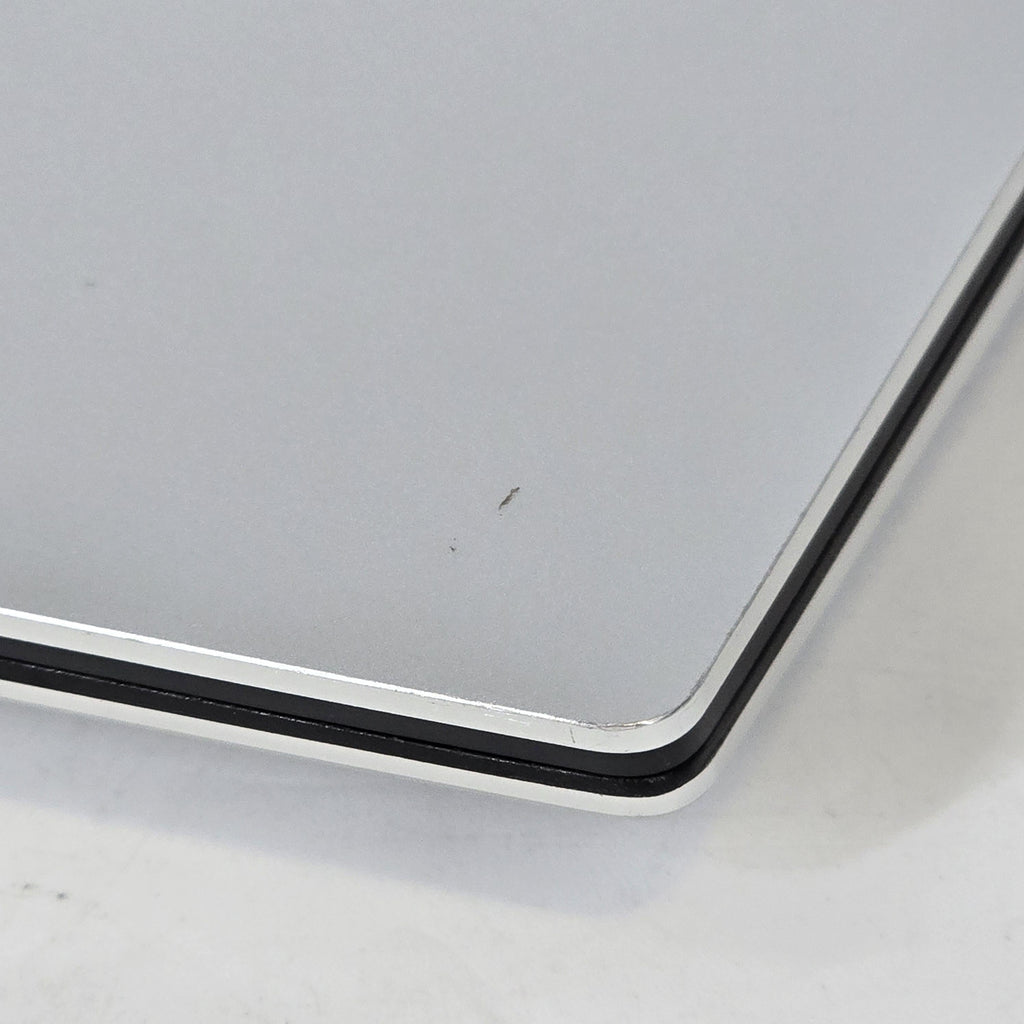 XPS 15 9510 Silver 2.3 GHz Intel Core i7 11th Gen. 16GB RAM 512GB Solid State Drive NVIDIA GeForce RTX 3050 Ti 4 GB