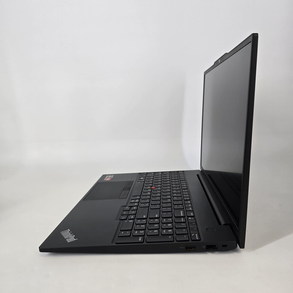 Lenovo ThinkPad E16 Gen 1 Black 2.0 GHz AMD Ryzen 5 7530U 8GB RAM 256GB Solid State Drive