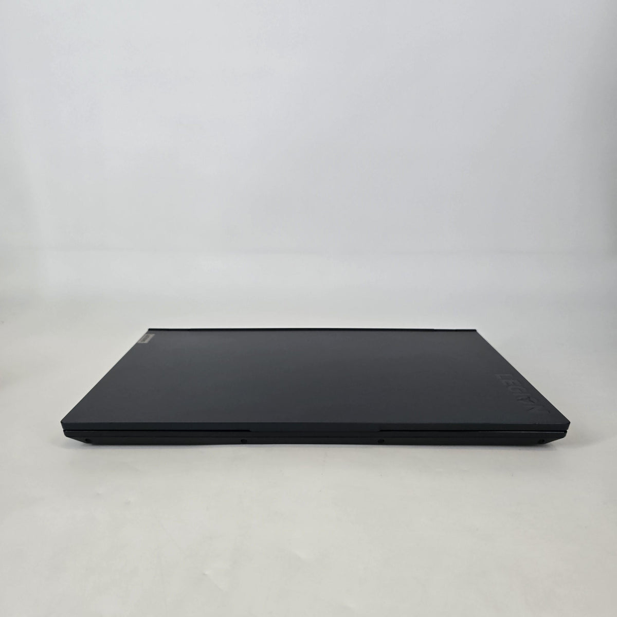 Lenovo Legion 5 15.6 Blue 3.2 GHz AMD Ryzen 7 5800H 16GB RAM 2TB Solid State Drive 512GB Solid State Drive NVIDIA GeForce RTX 3050 Ti 4 GB