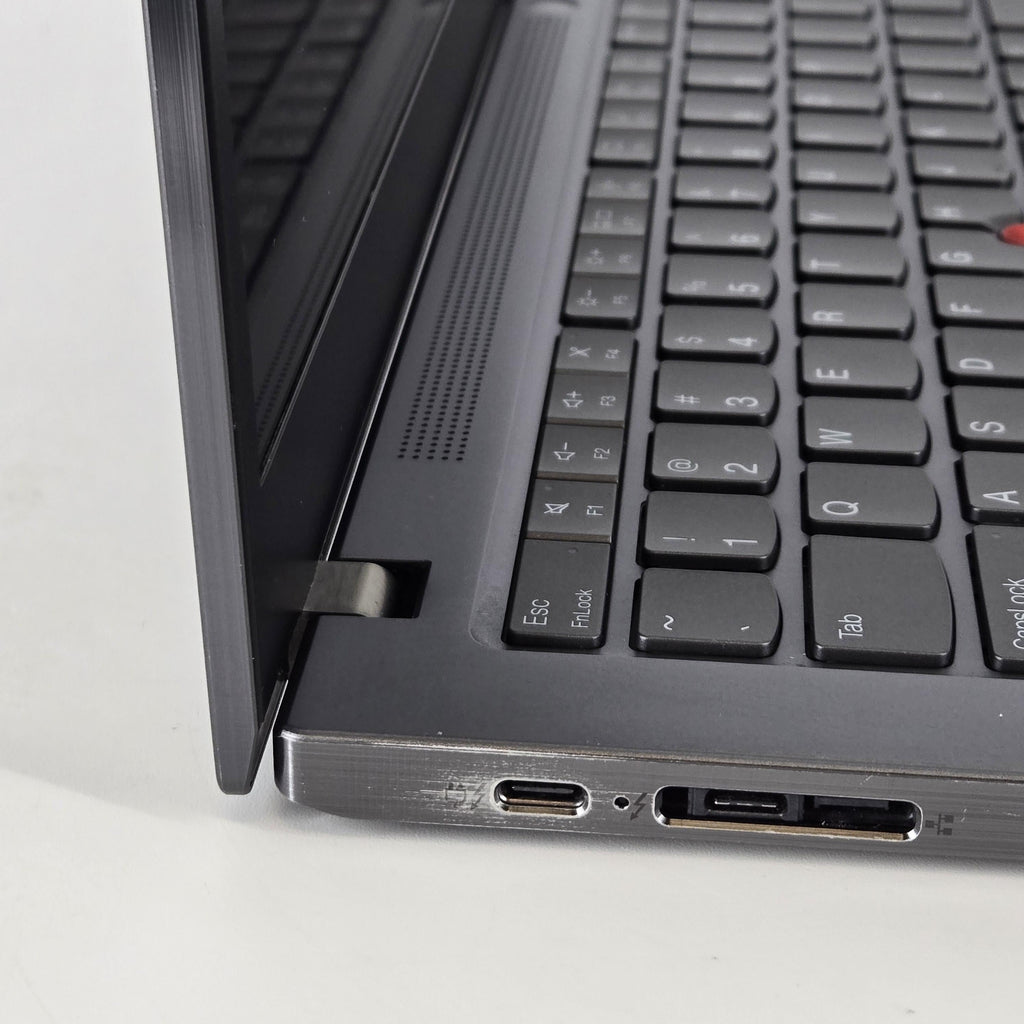 Lenovo ThinkPad T14s Gen 2 Gray 3.0 GHz Intel Core i7 11th Gen. 16GB RAM 512GB Solid State Drive