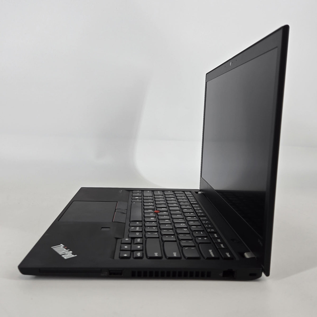 Lenovo ThinkPad P14s Gen 2 Black 2.8 GHz Intel Core i7 11th Gen. 32GB RAM 1TB Solid State Drive NVIDIA T500 4 GB