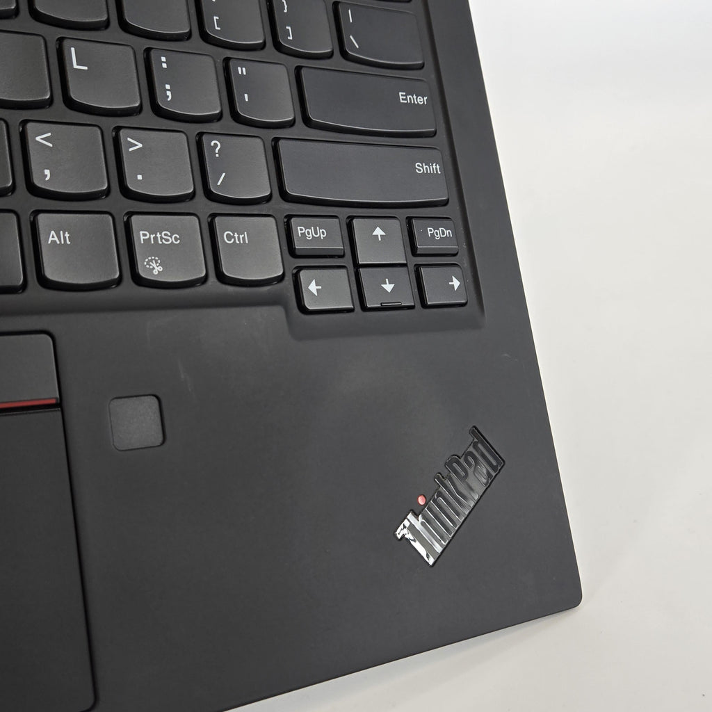 Lenovo ThinkPad X1 Carbon Gen 7 14 Black 1.6 GHz Intel Core i5 8th Gen. 8GB RAM 256GB Solid State Drive