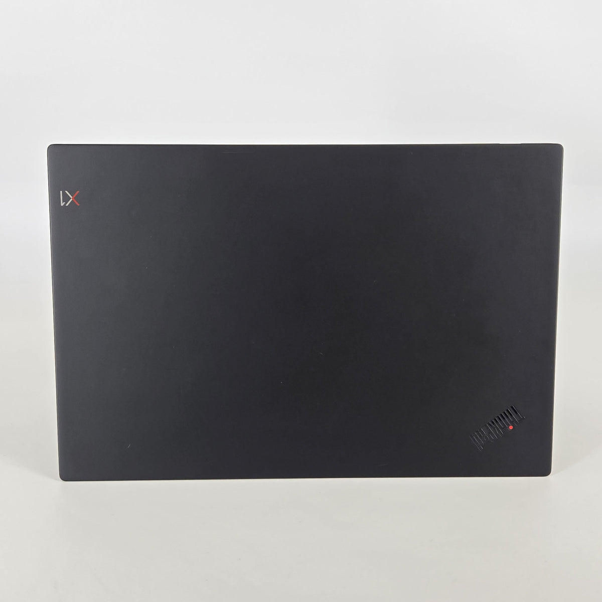 Lenovo ThinkPad X1 Carbon Gen 7 14 Black 1.6 GHz Intel Core i5 8th Gen. 8GB RAM 256GB Solid State Drive