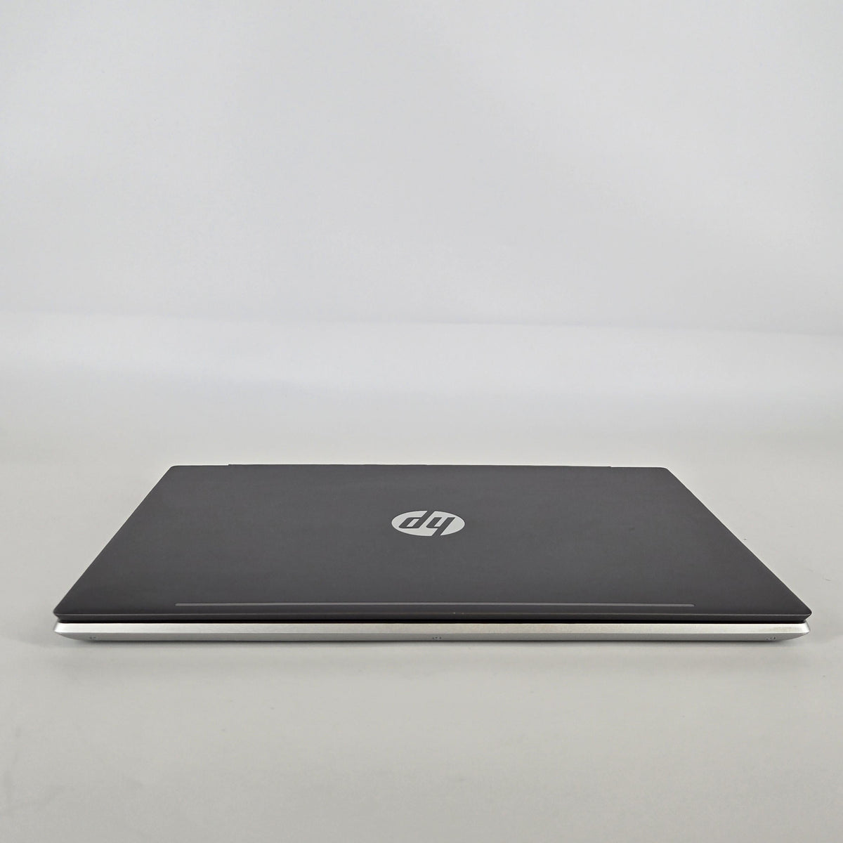 HP Pavilion 15 Silver 1.6 GHz Intel Core i5 8th Gen. 8GB RAM 256GB Solid State Drive