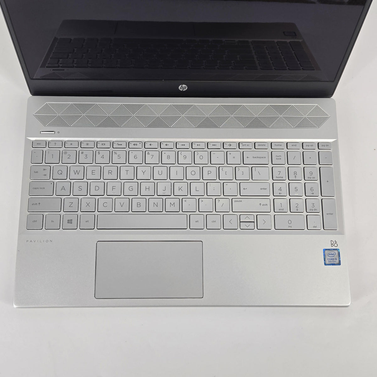 HP Pavilion 15 Silver 1.6 GHz Intel Core i5 8th Gen. 8GB RAM 256GB Solid State Drive