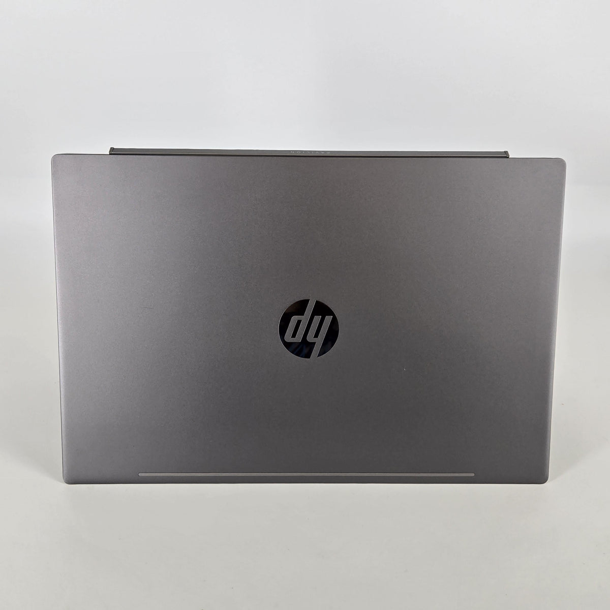 HP Pavilion 15 Silver 1.6 GHz Intel Core i5 8th Gen. 8GB RAM 256GB Solid State Drive