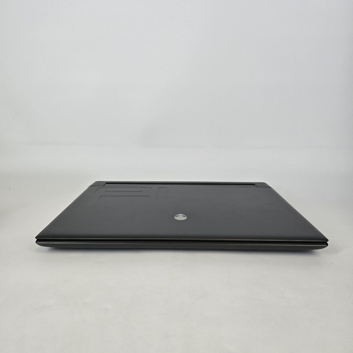 Alienware M16 R1 Black 2.1 GHz Intel Core i7 13th Gen. 32GB RAM 1TB Solid State Drive NVIDIA GeForce RTX 4070 8 GB