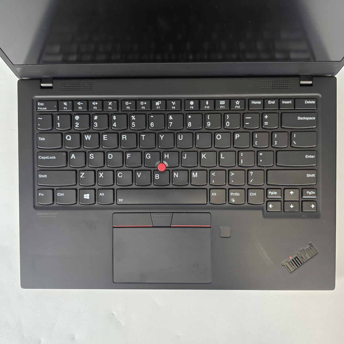 Lenovo ThinkPad X1 Carbon Gen 7 14 Black 1.6 GHz Intel Core i5 8th Gen. 8GB RAM 256GB Solid State Drive