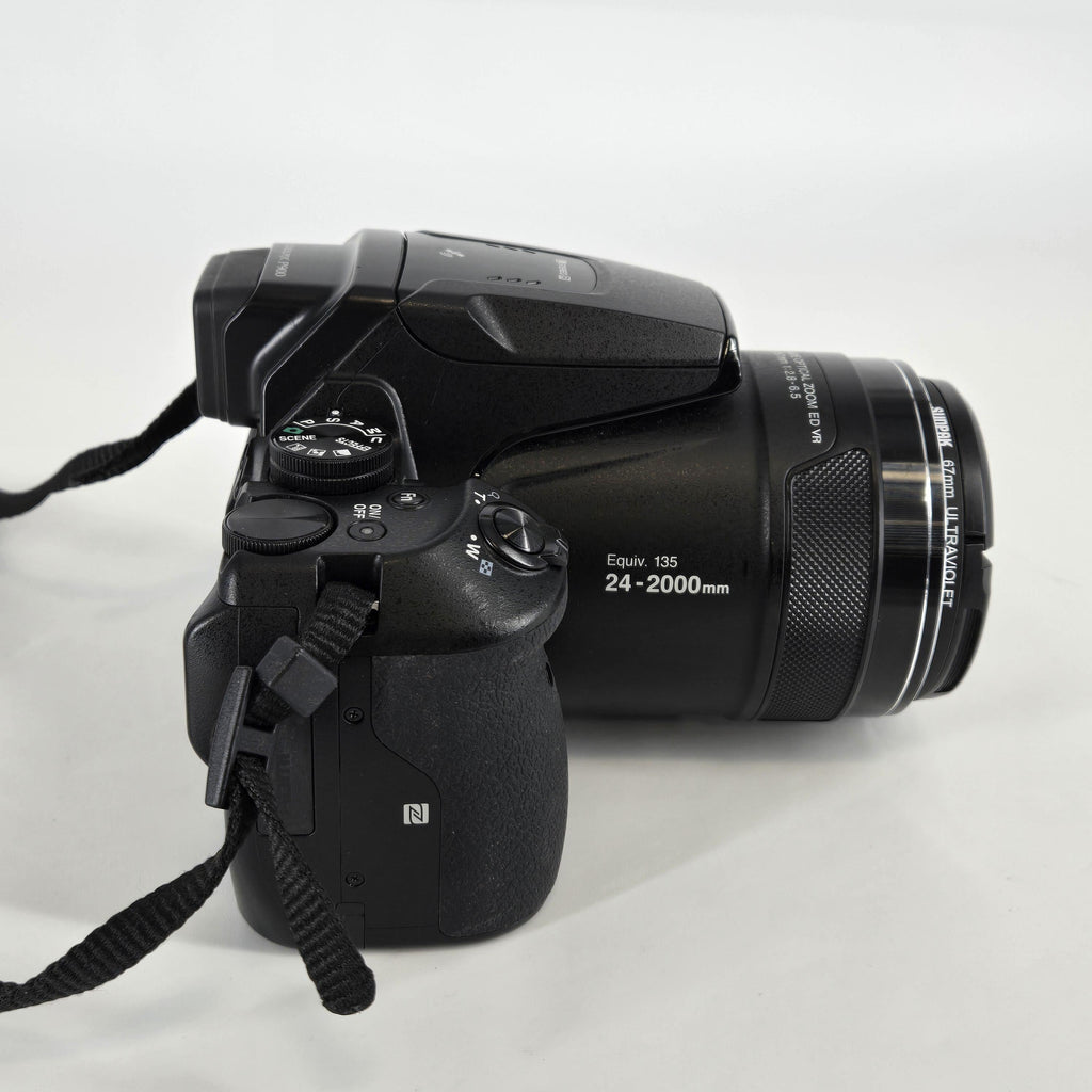 Nikon Coolpix P900 16MP Black