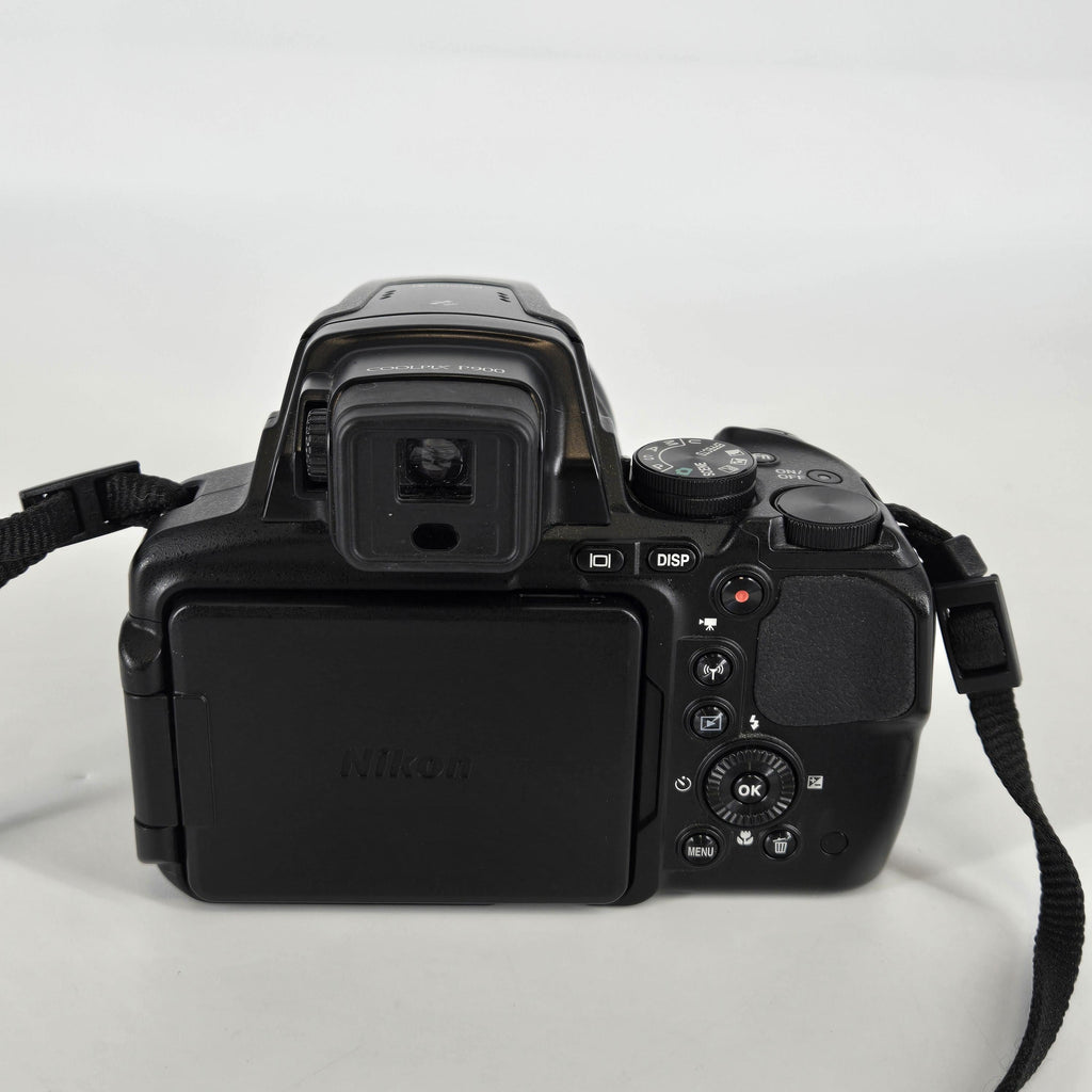 Nikon Coolpix P900 16MP Black