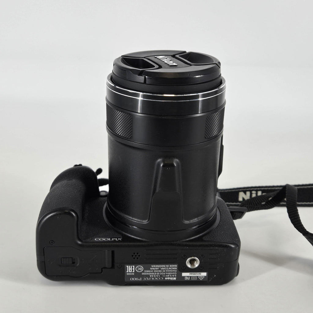 Nikon Coolpix P900 16MP Black