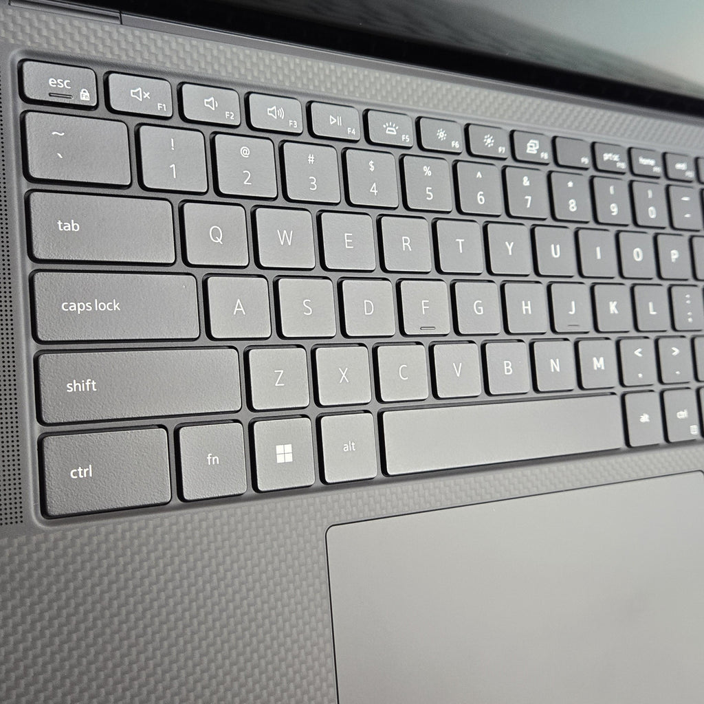 Dell XPS 15 9530 Silver 2.6 GHz Intel Core i9 13th Gen. 64GB RAM 2TB Solid State Drive NVIDIA GeForce RTX 4070 8 GB