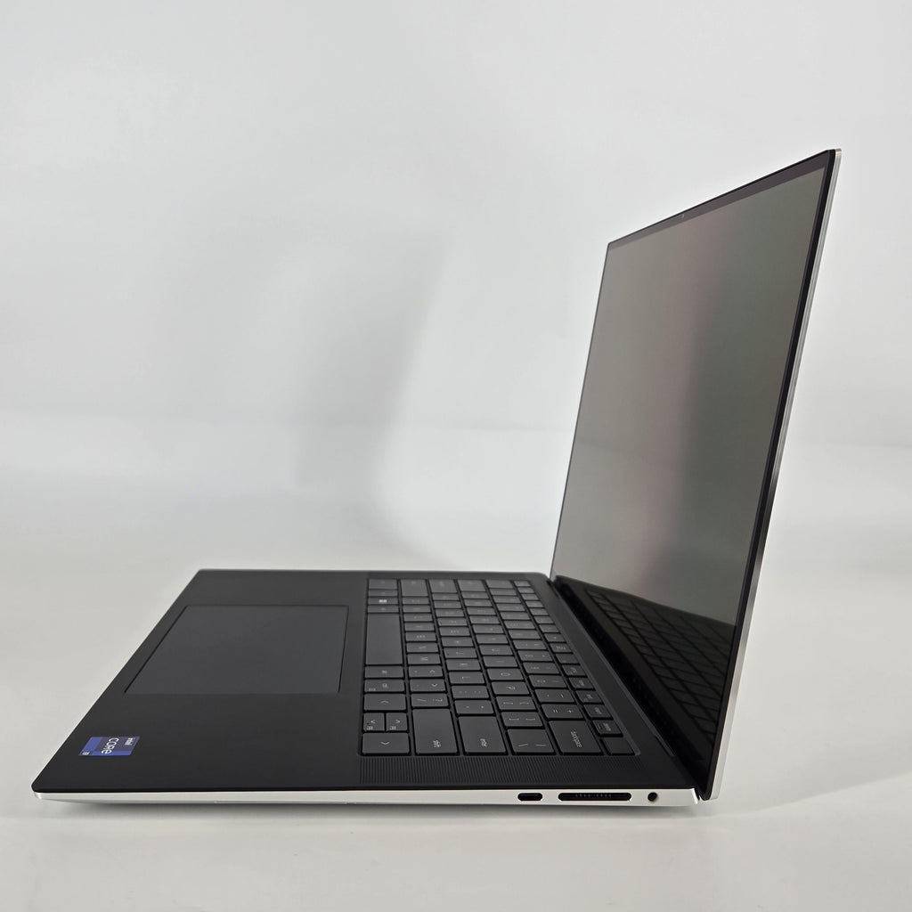 Dell XPS 15 9530 Silver 2.6 GHz Intel Core i9 13th Gen. 64GB RAM 2TB Solid State Drive NVIDIA GeForce RTX 4070 8 GB