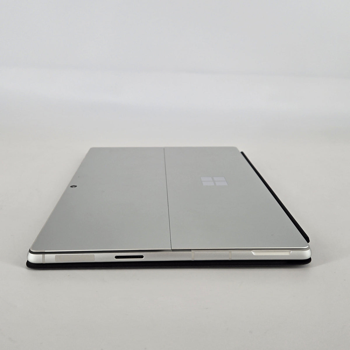 Microsoft Surface Pro 9 13 Platinum Unlocked 3.0 GHz Microsoft SQ3 Processor 16GB RAM 256GB Solid State Drive