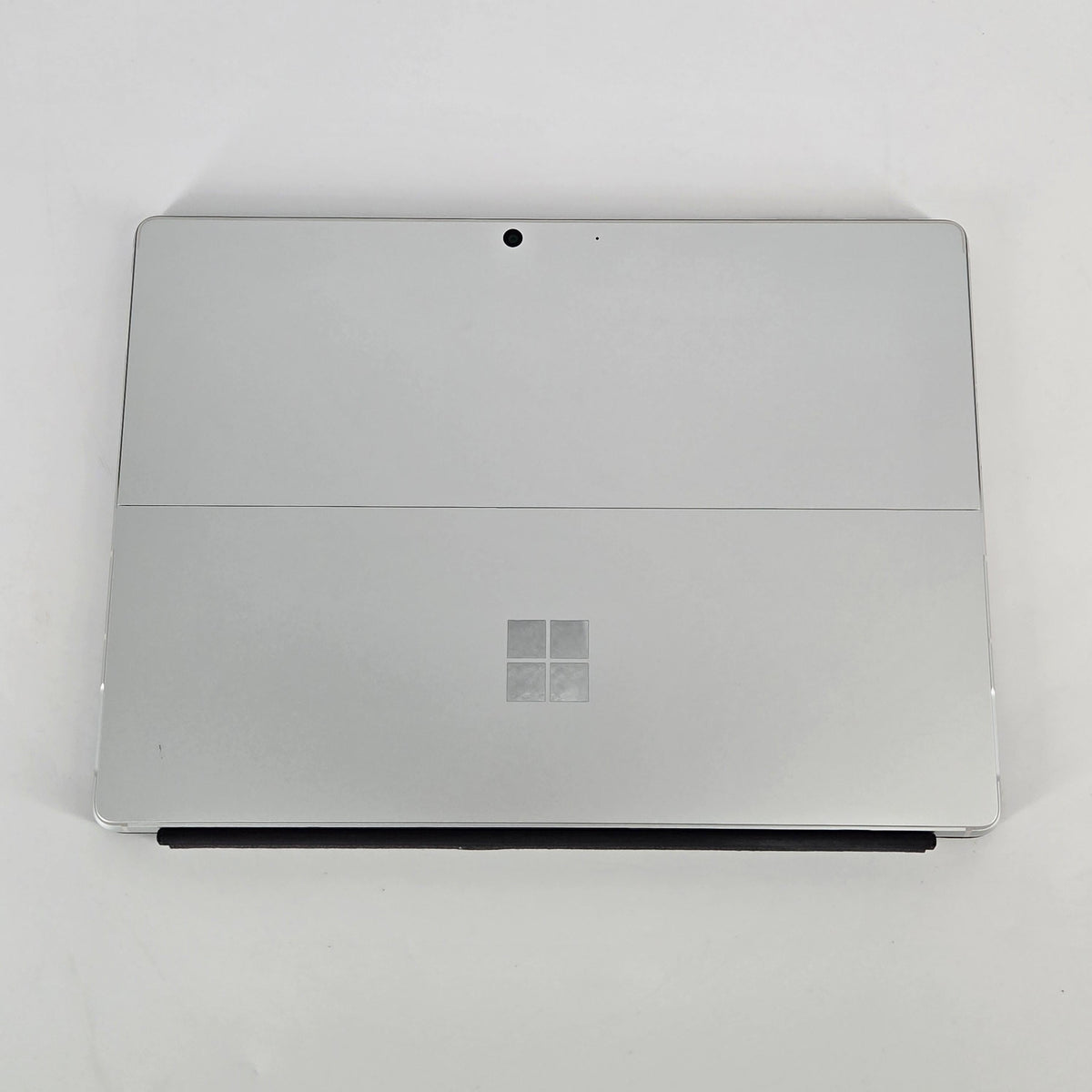 Microsoft Surface Pro 9 13 Platinum Unlocked 3.0 GHz Microsoft SQ3 Processor 16GB RAM 256GB Solid State Drive