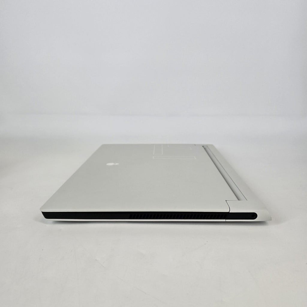 Alienware X17 R2 White 2.5 GHz Intel Core i9 12th Gen. 64GB RAM 2TB Solid State Drive NVIDIA GeForce RTX 3080 Ti 16 GB