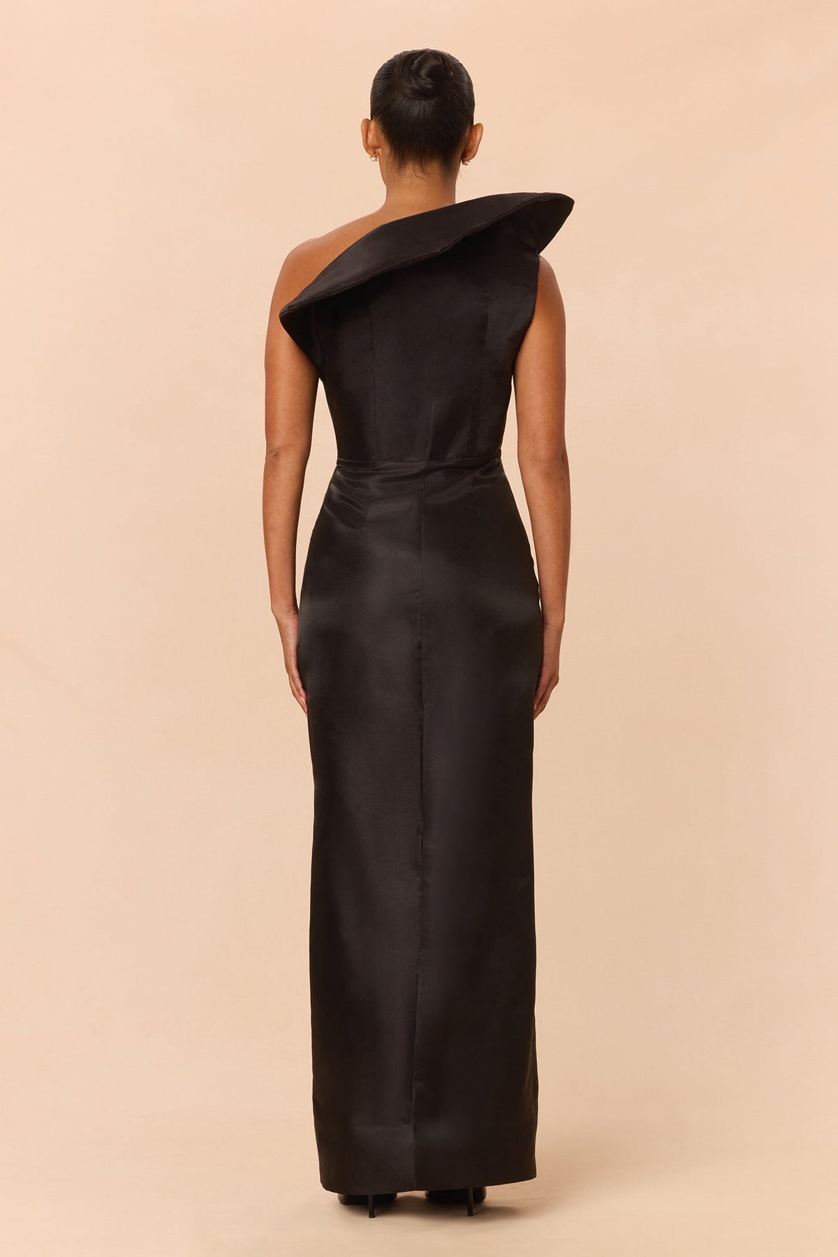 Red Carpet Moment Maxi Dress - Black