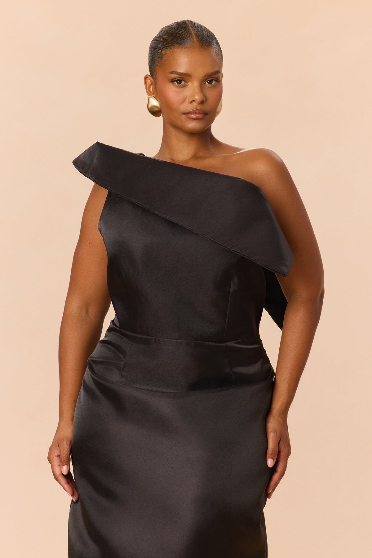 Red Carpet Moment Maxi Dress - Black