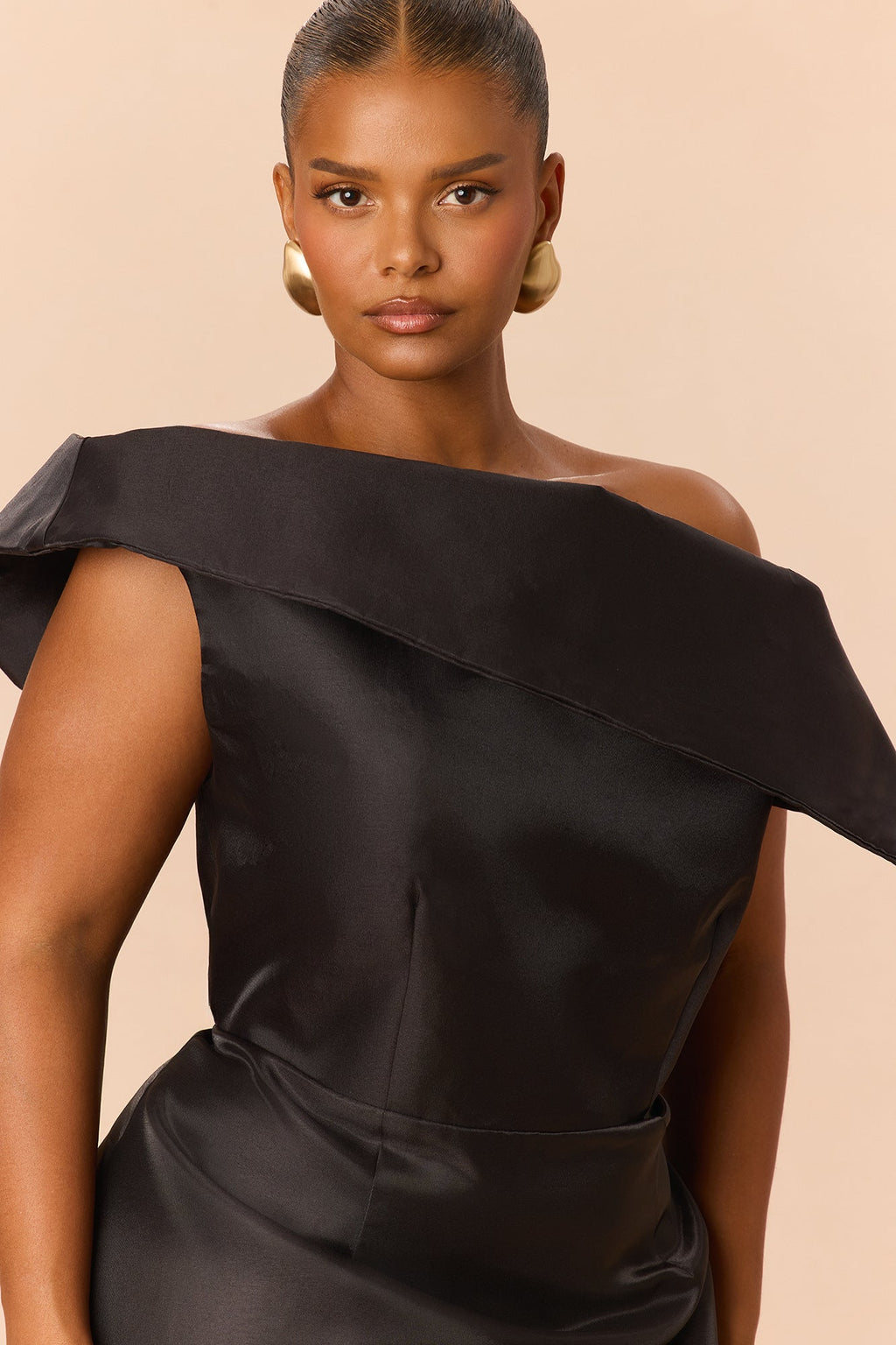 Red Carpet Moment Maxi Dress - Black