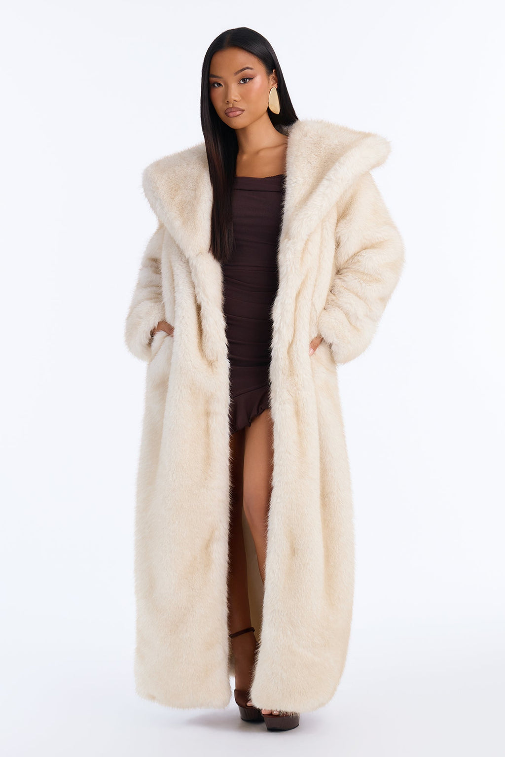 Bella Donna Two Tone Long Faux Fur Coat - Ivory