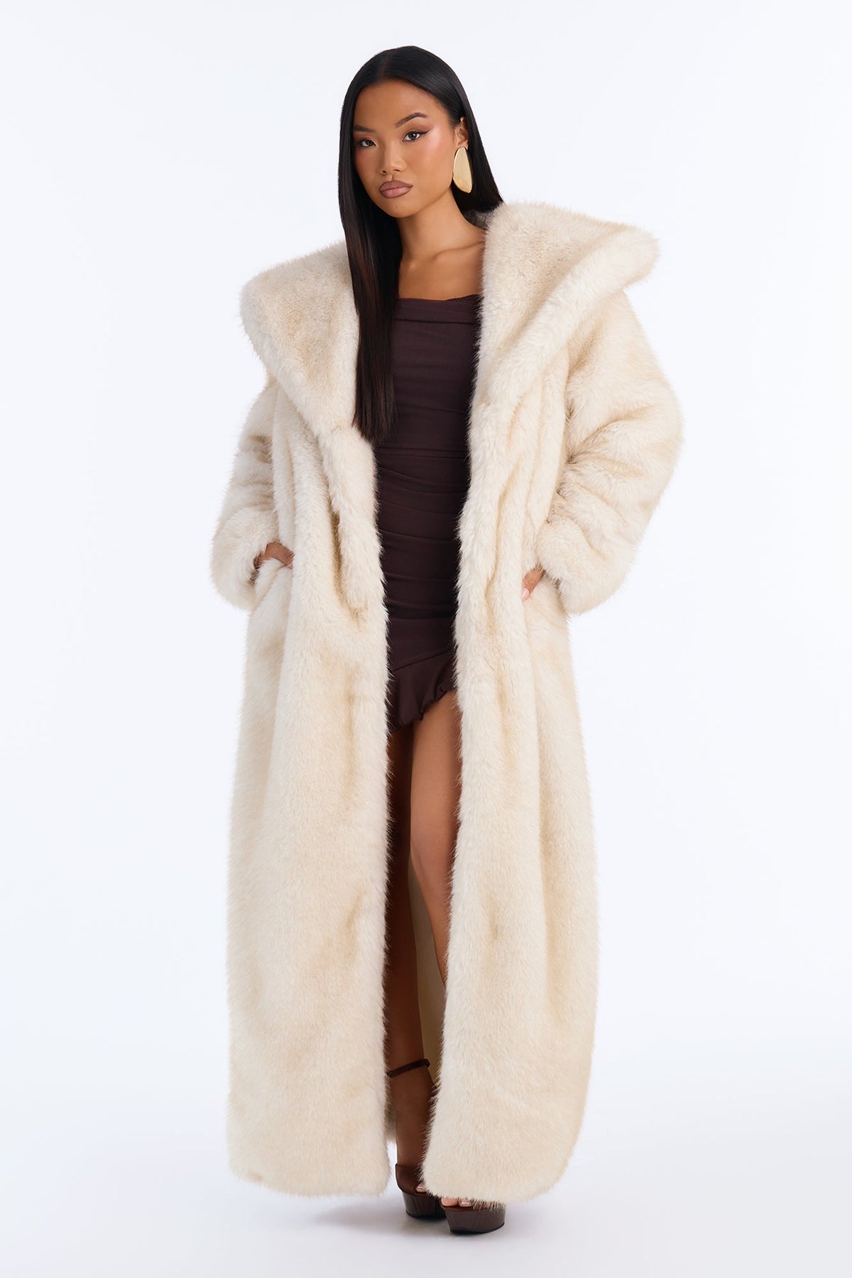 Bella Donna Two Tone Long Faux Fur Coat - Ivory