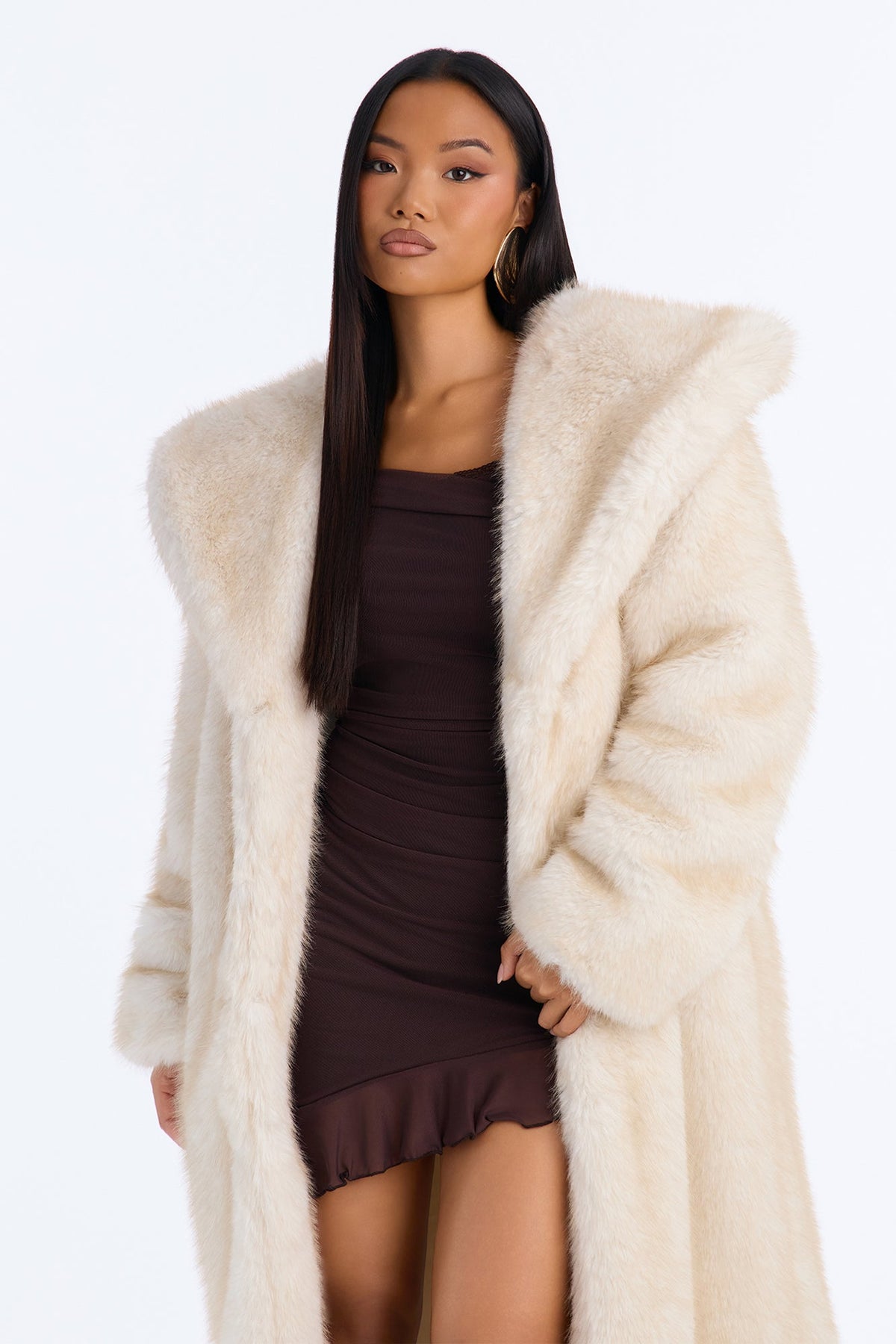 Bella Donna Two Tone Long Faux Fur Coat - Ivory