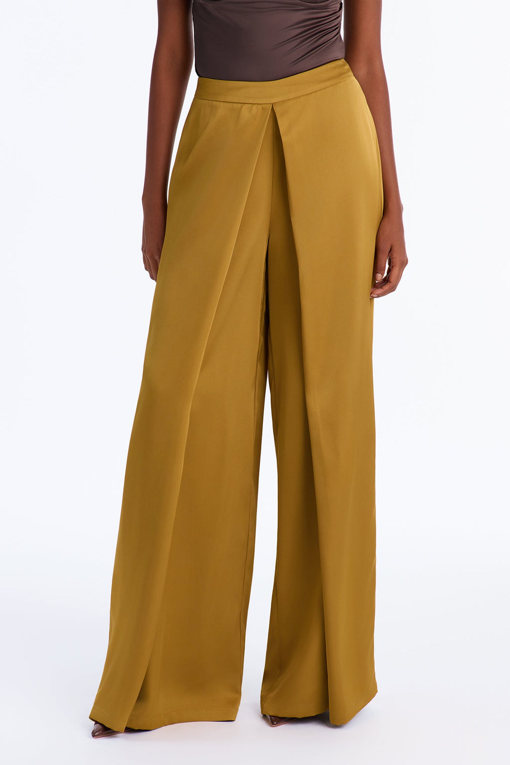 Willa Chic Large Pleat Satin Pant - Chartreuse