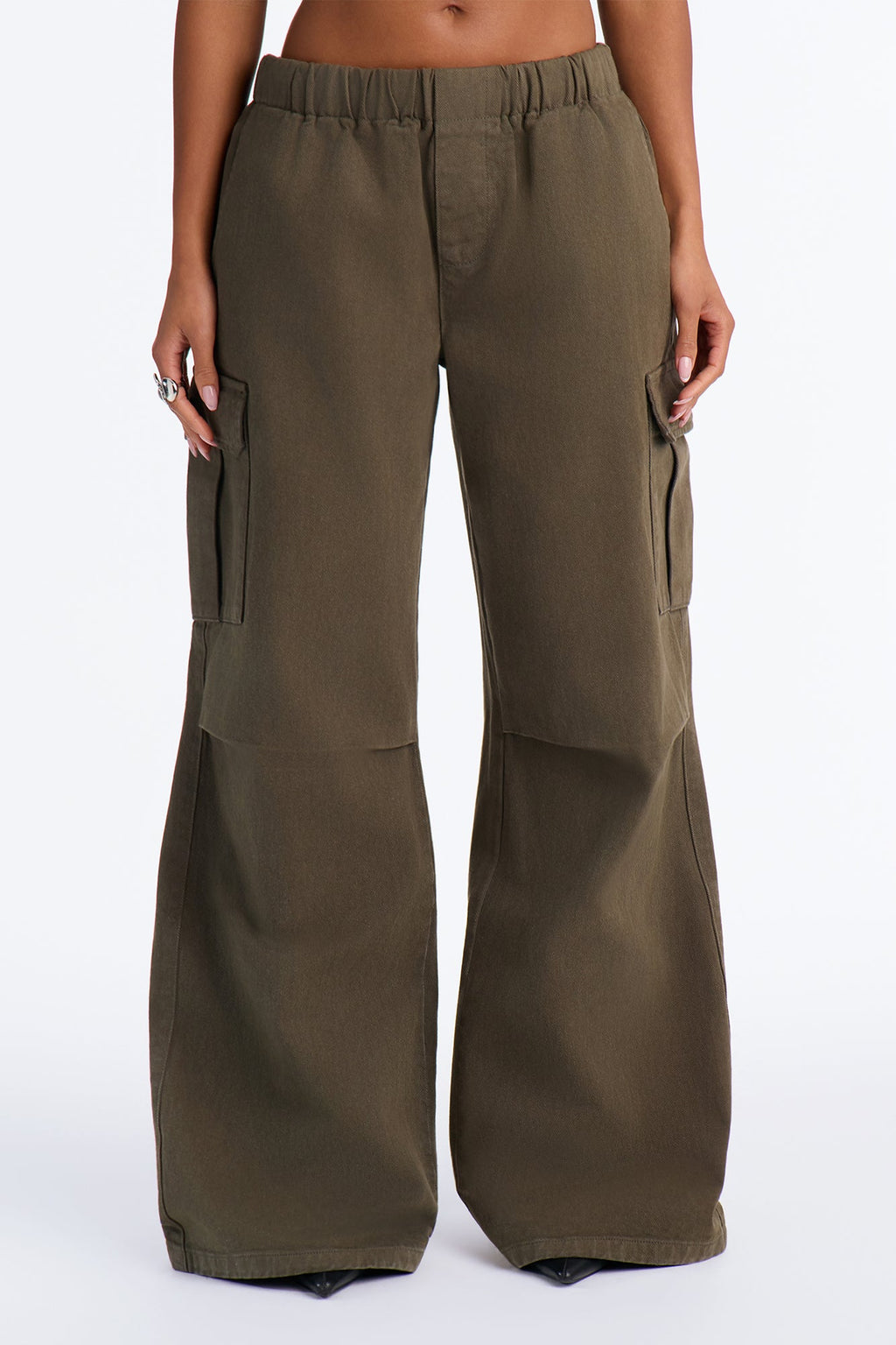 On The Move Twill Cargo Wide Leg Pant - Olive