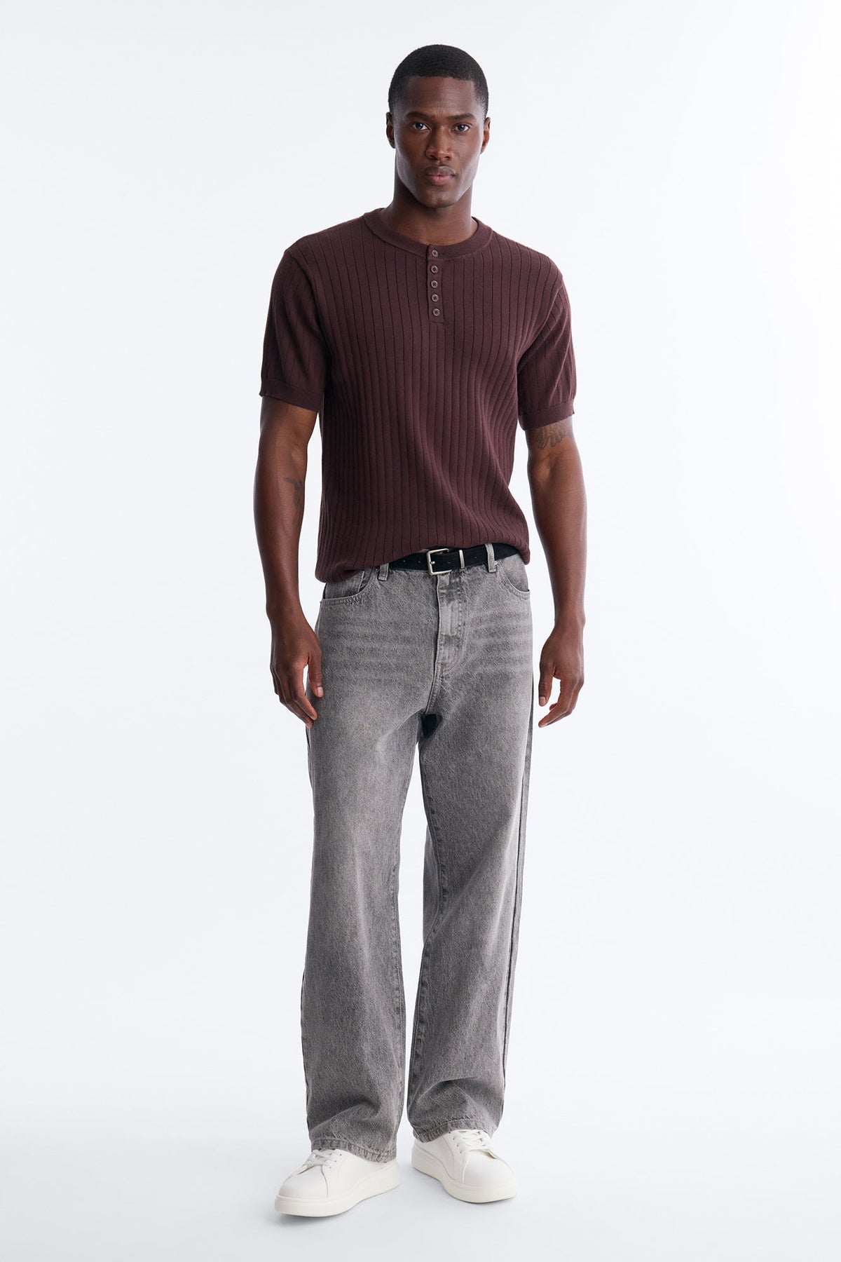 Textured Knit Short Sleeve Henley - Brown