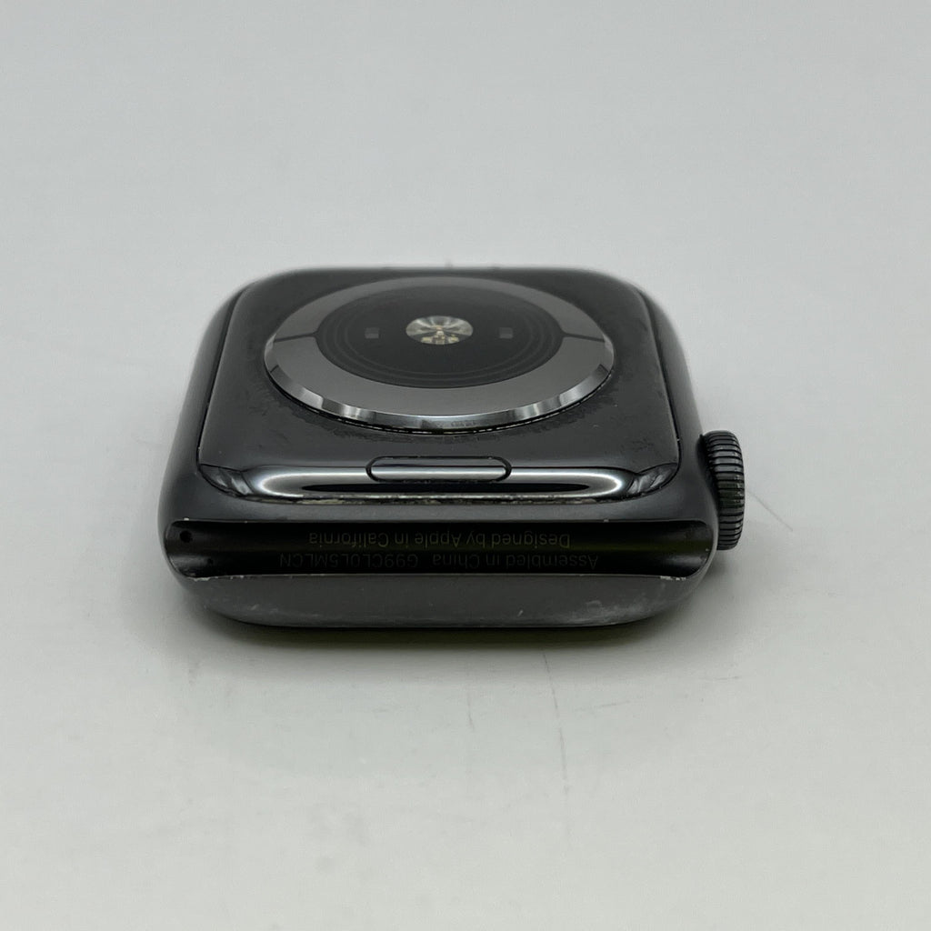 Apple Watch (Series 5) 40mm Grey Unlocked 32GB