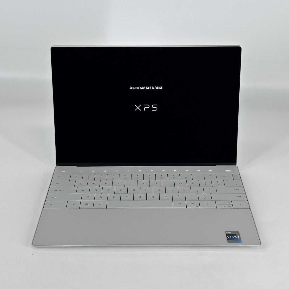 Dell XPS 13 Plus 9320 Silver 2.2 GHz Intel Core i7 13th Gen. 16GB RAM 512GB Solid State Drive