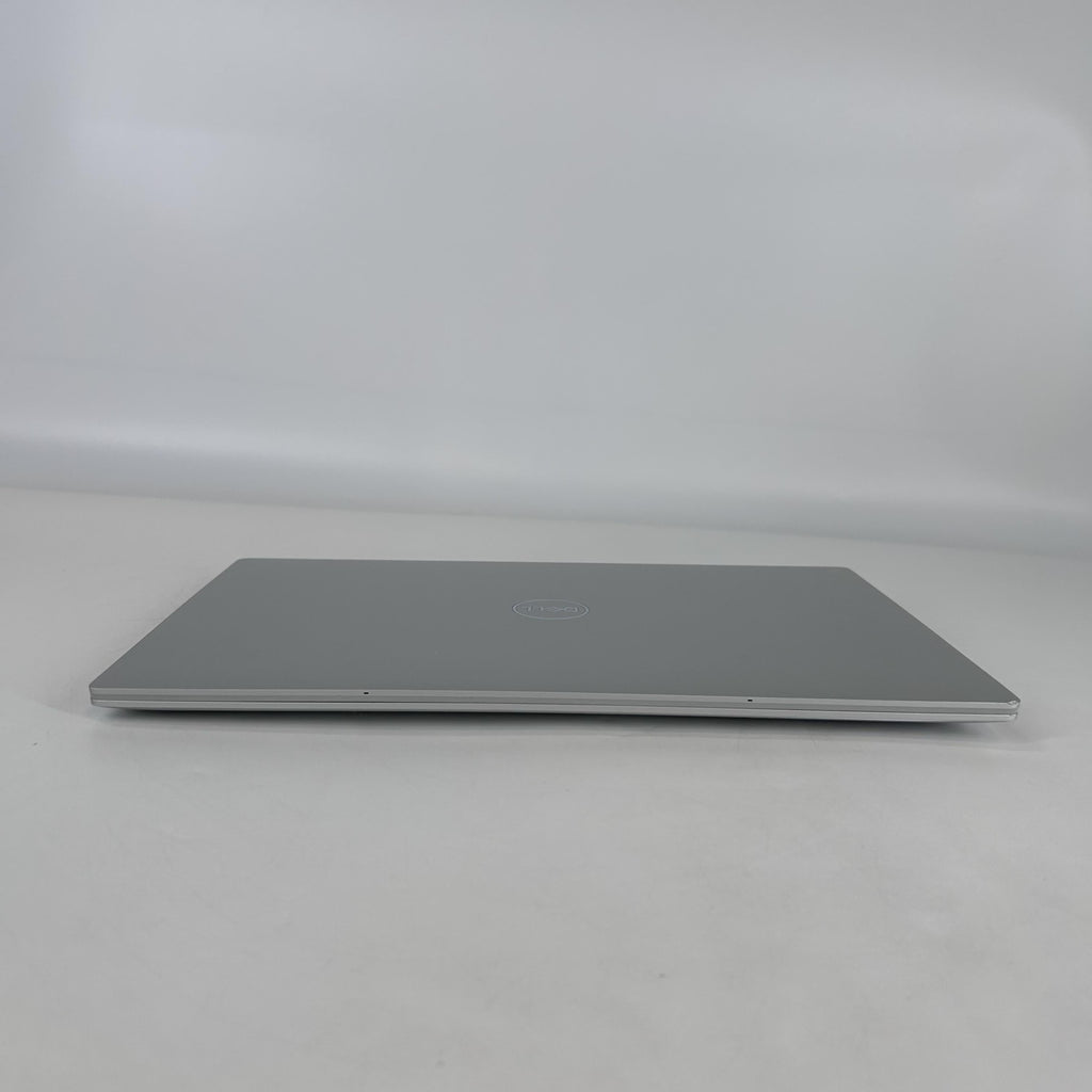 Dell XPS 13 Plus 9320 Silver 2.2 GHz Intel Core i7 13th Gen. 16GB RAM 512GB Solid State Drive