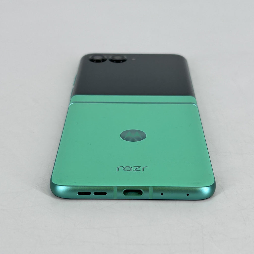 Motorola Razr (2025) 256GB Green (GSM Unlocked)