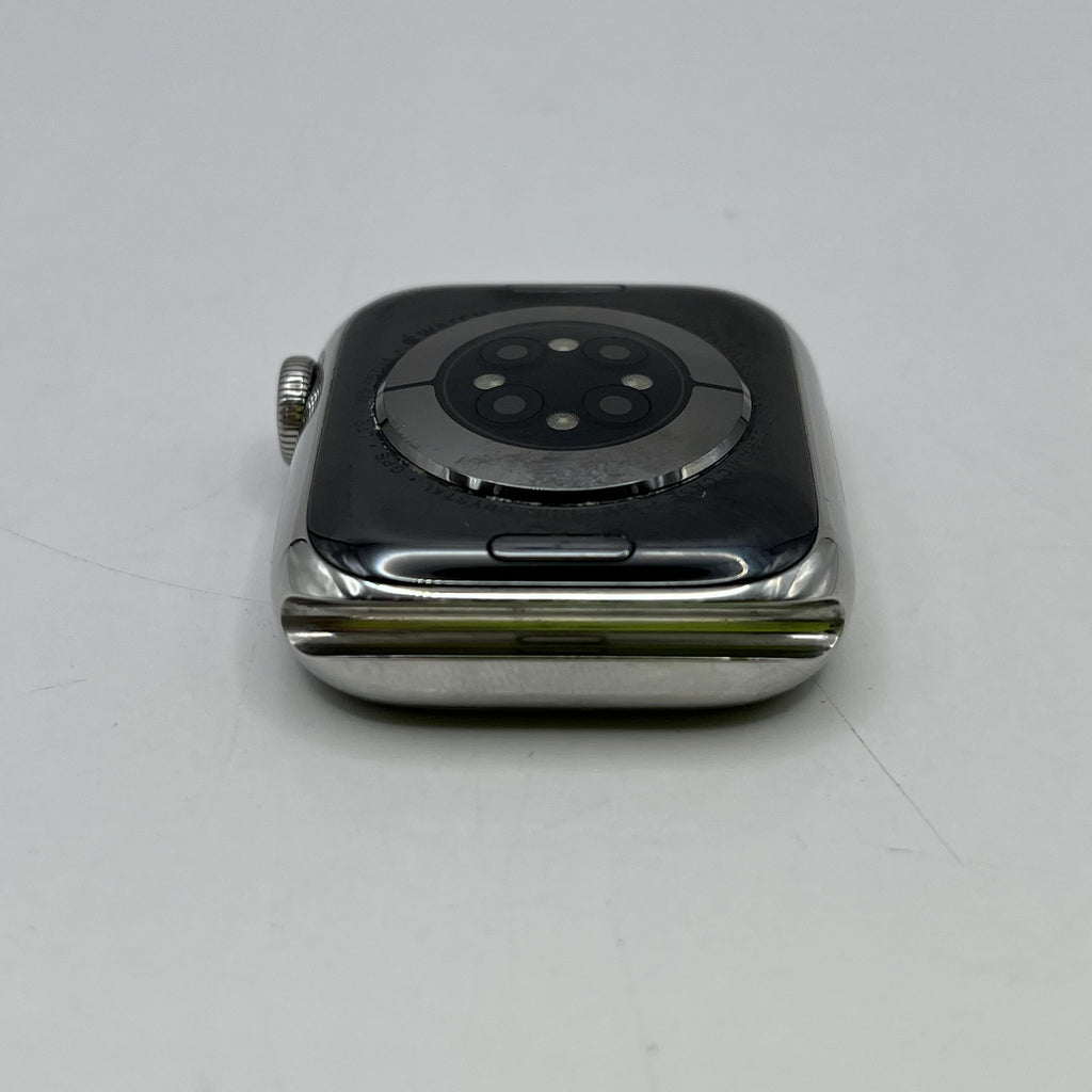 Apple Watch (Series 7) 41mm Silver Unlocked 32GB