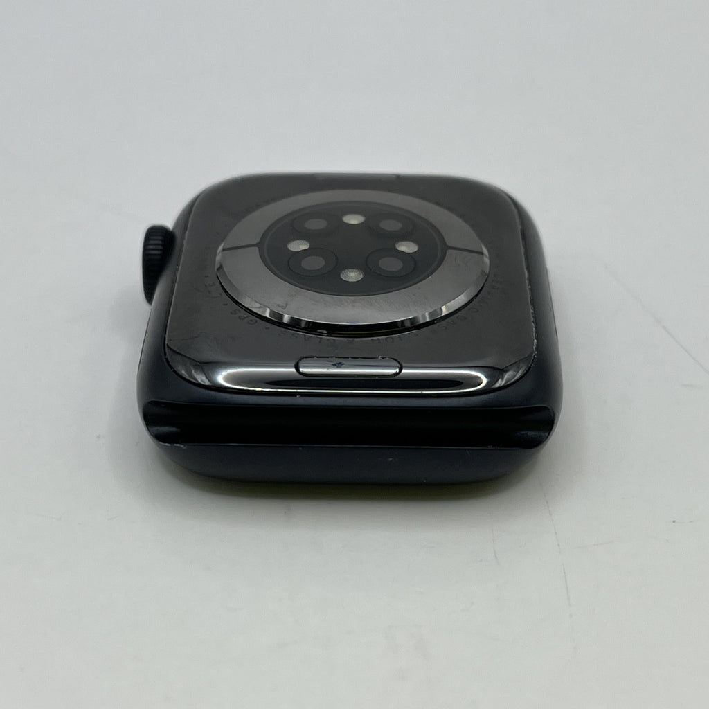 Apple Watch (Series 7) 41mm Space Black Unlocked 32GB