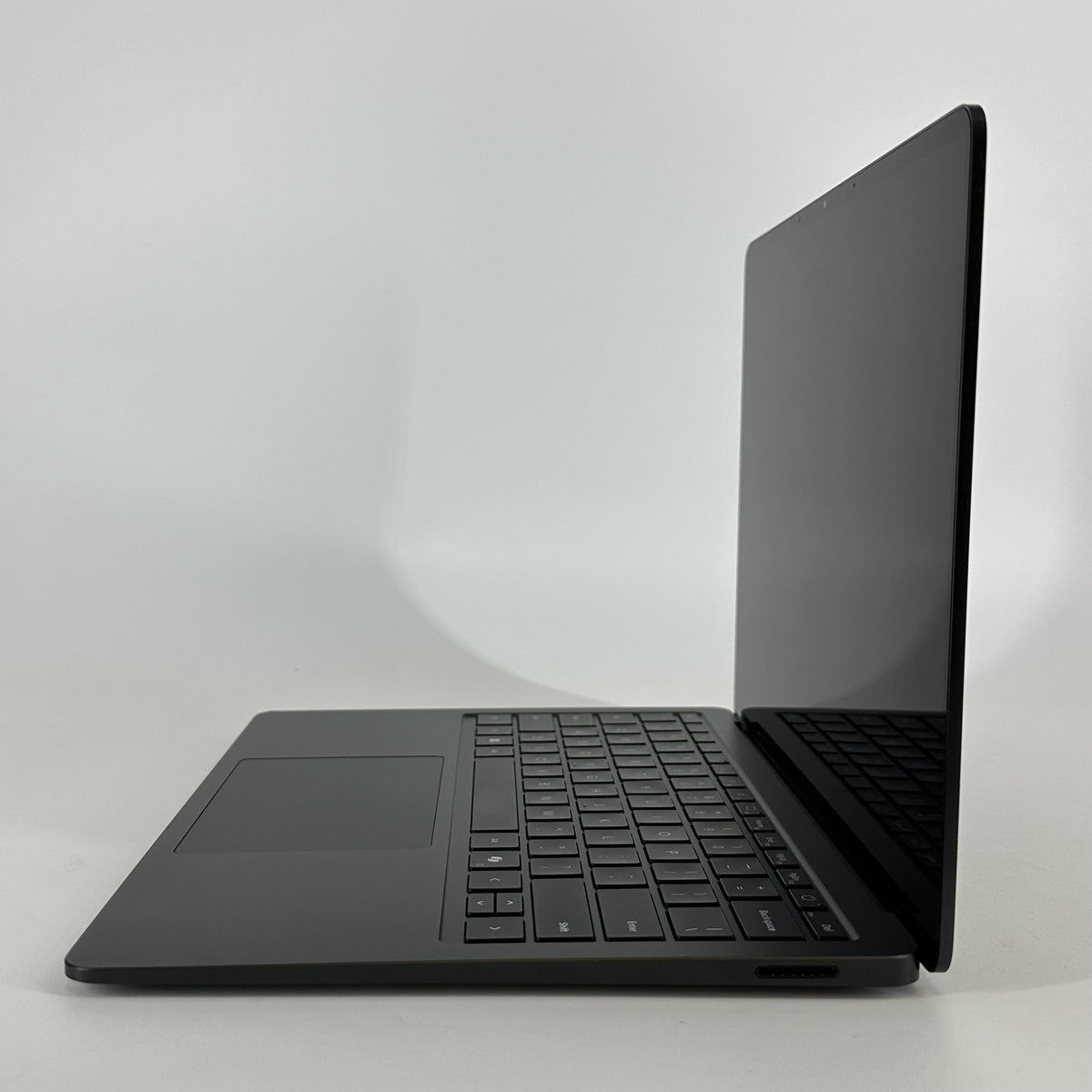 Microsoft Surface Laptop 7 13.8 Black WiFi 2.1 GHz Intel Core Ultra 5 Series 2 16GB RAM 512GB Solid State Drive