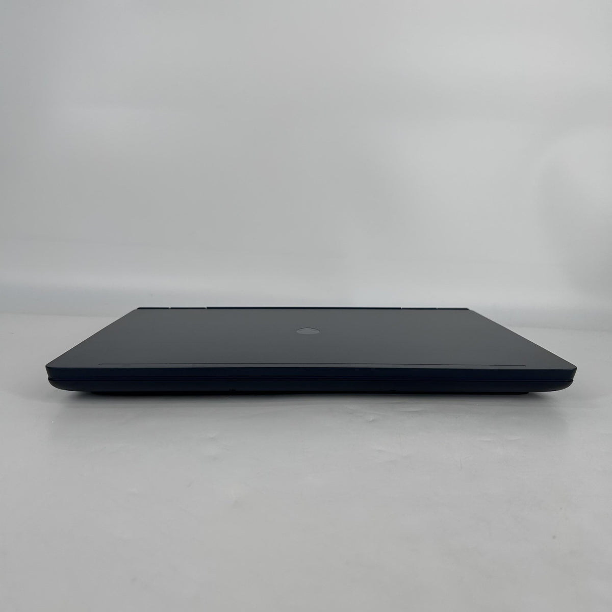 Dell Alienware Interstellar Indigo 2.7 GHz Intel Core Ultra 9 Series 2 32GB RAM 2TB Solid State Drive NVIDIA GeForce RTX 5070 8 GB