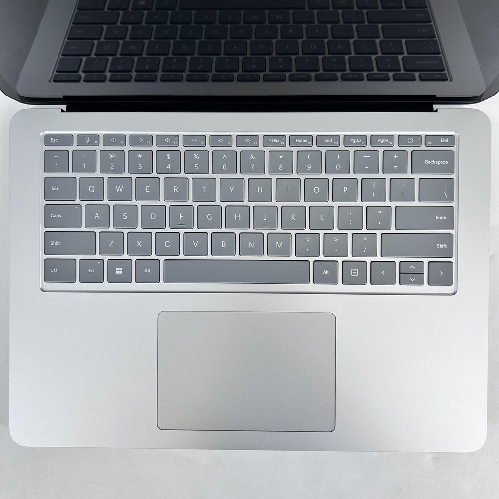 Microsoft Surface Laptop Studio 2 14.4 Silver 2.9 GHz Intel Core i7 13th Gen. 64GB RAM 2TB Solid State Drive NVIDIA GeForce RTX 4060 8 GB