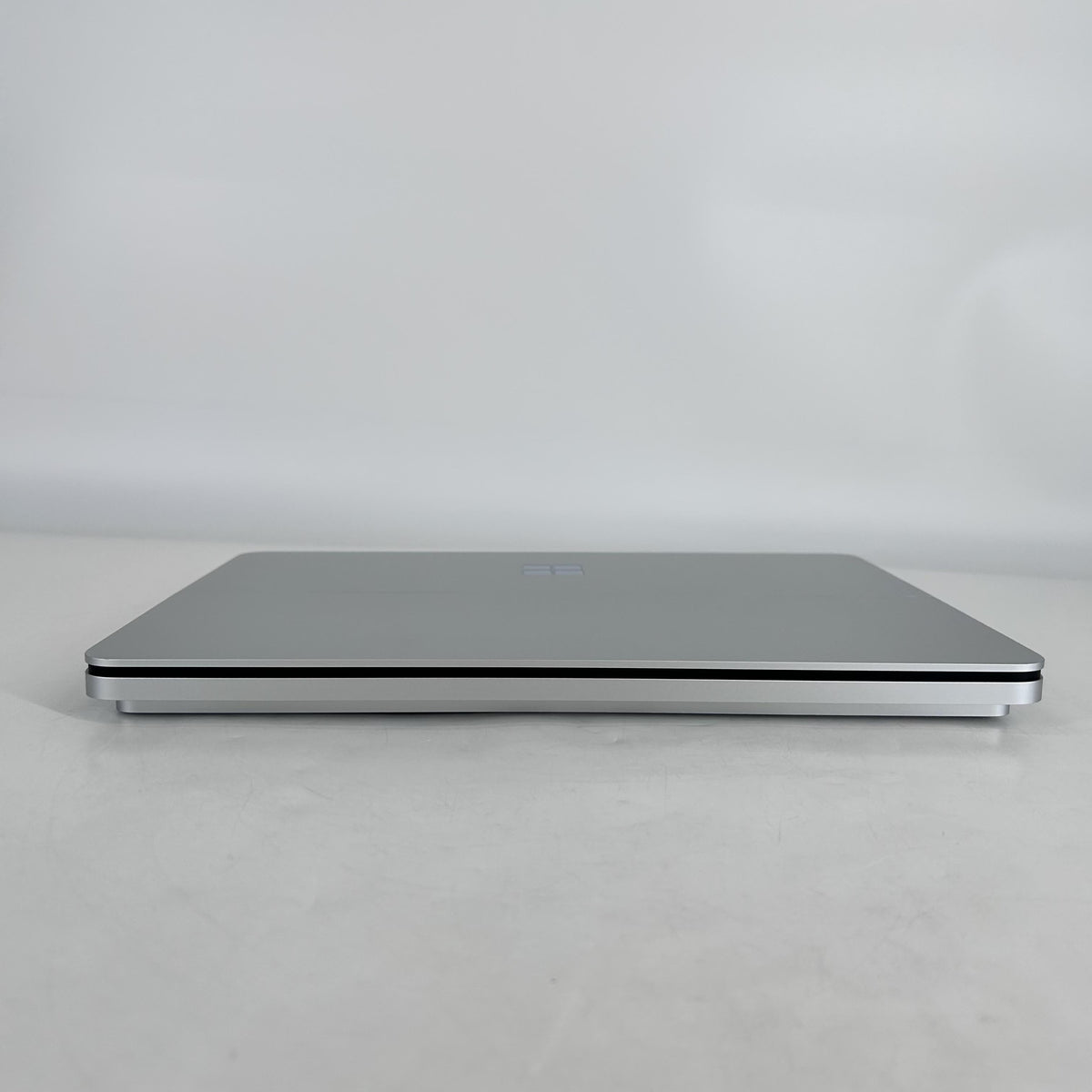 Microsoft Surface Laptop Studio 2 14.4 Silver 2.9 GHz Intel Core i7 13th Gen. 64GB RAM 2TB Solid State Drive NVIDIA GeForce RTX 4060 8 GB