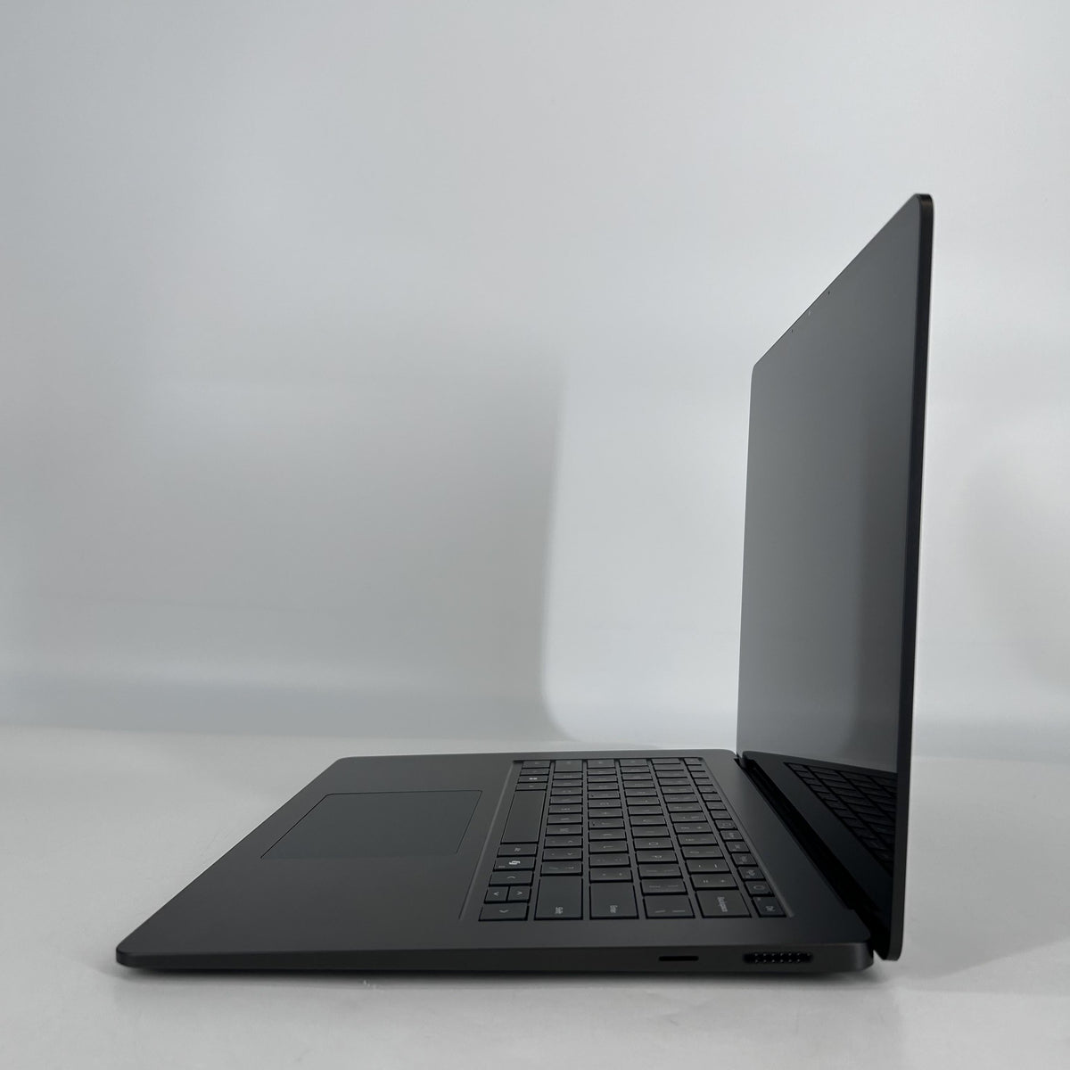 Microsoft Surface Laptop 7 15 Black WiFi 3.4 GHz Qualcomm Snapdragon X Elite 16GB RAM 512GB Solid State Drive