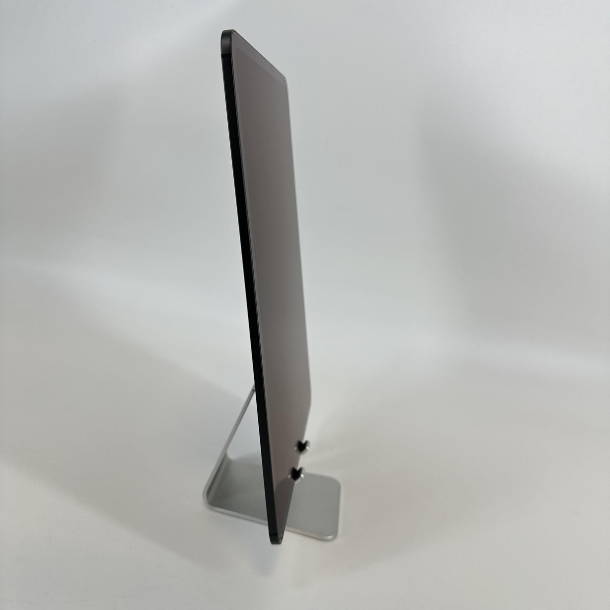 iPad Pro 13 (M5) 1TB Space Black (GSM Unlocked)