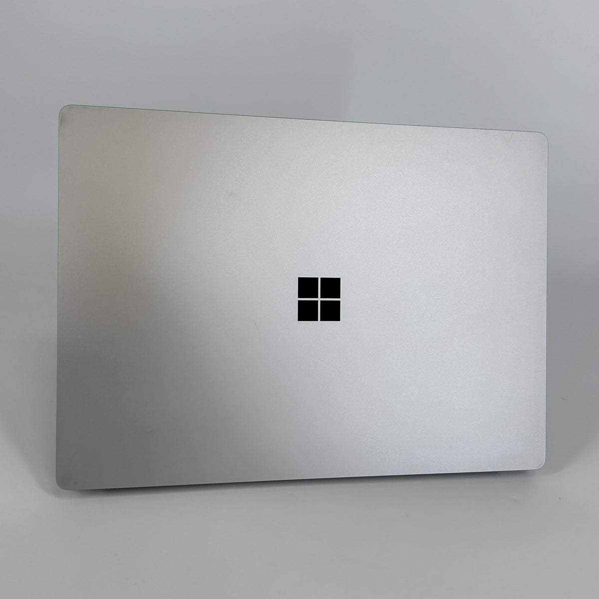Microsoft Surface Laptop 6 15 Platinum 3.8 GHz Intel Core Ultra 7 32GB RAM 512GB Solid State Drive