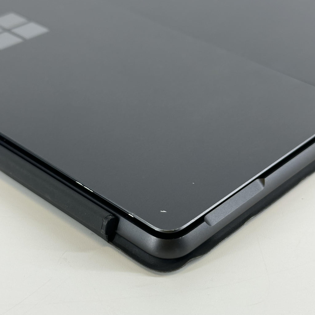 Microsoft Surface Pro 11 13 Black WiFi 3.4 GHz Qualcomm Snapdragon X Plus 16GB RAM 512GB Solid State Drive