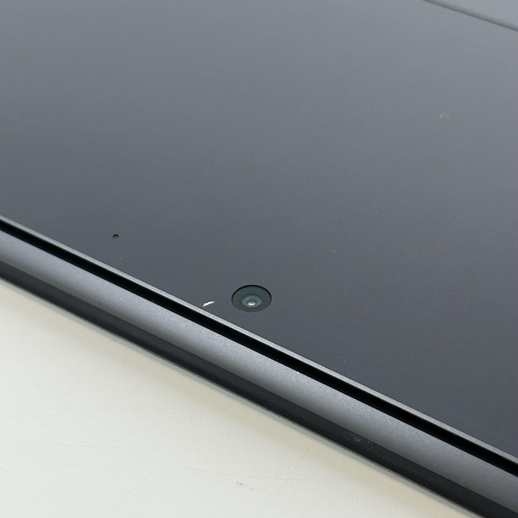 Microsoft Surface Pro 11 13 Black WiFi 3.4 GHz Qualcomm Snapdragon X Plus 16GB RAM 512GB Solid State Drive