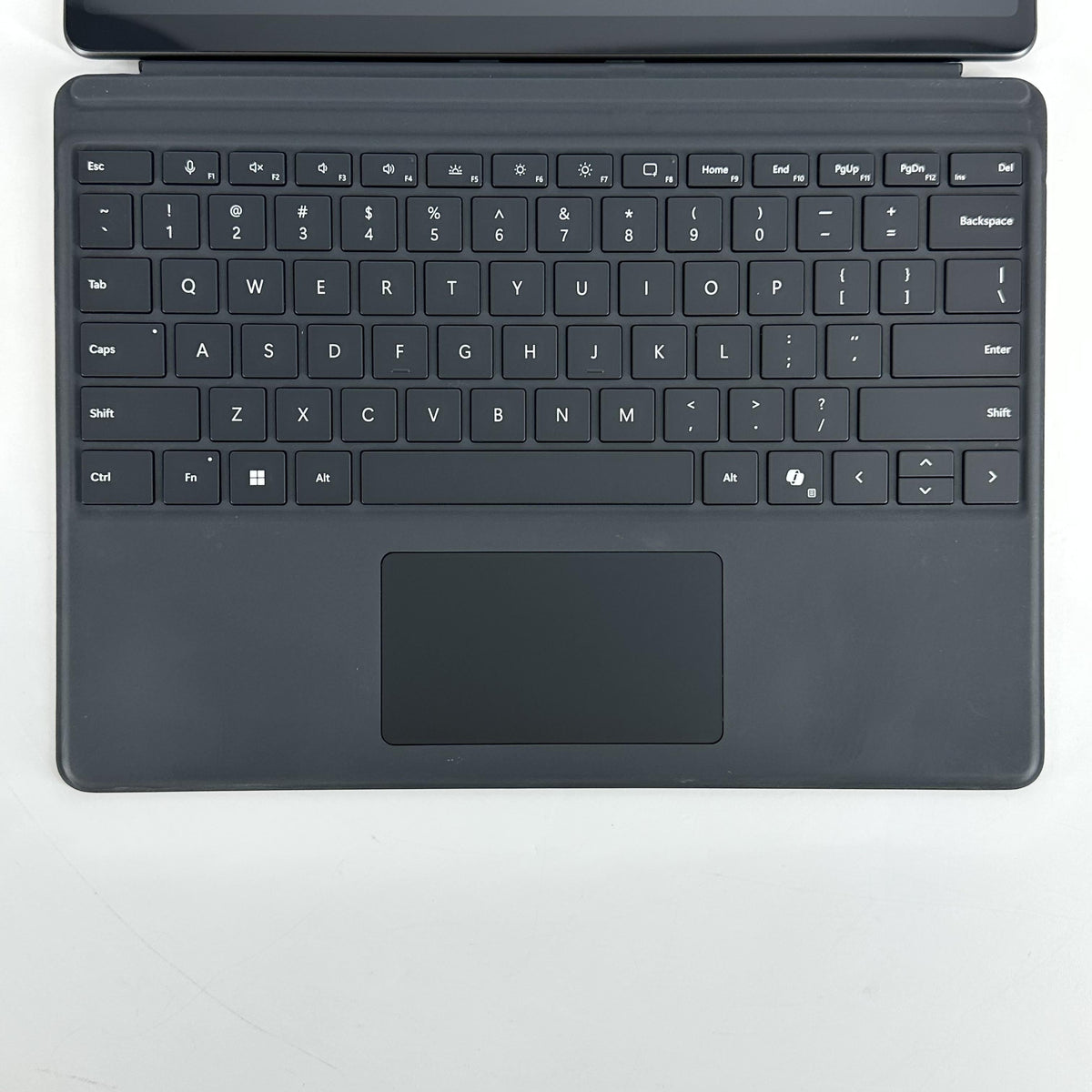 Microsoft Surface Pro 11 13 Black WiFi 3.4 GHz Qualcomm Snapdragon X Plus 16GB RAM 512GB Solid State Drive
