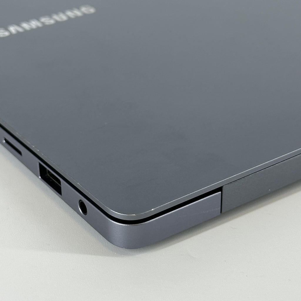 Galaxy Book4 Pro 16 Blue 3.8 GHz Intel Core Ultra 7 16GB RAM 1TB Solid State Drive