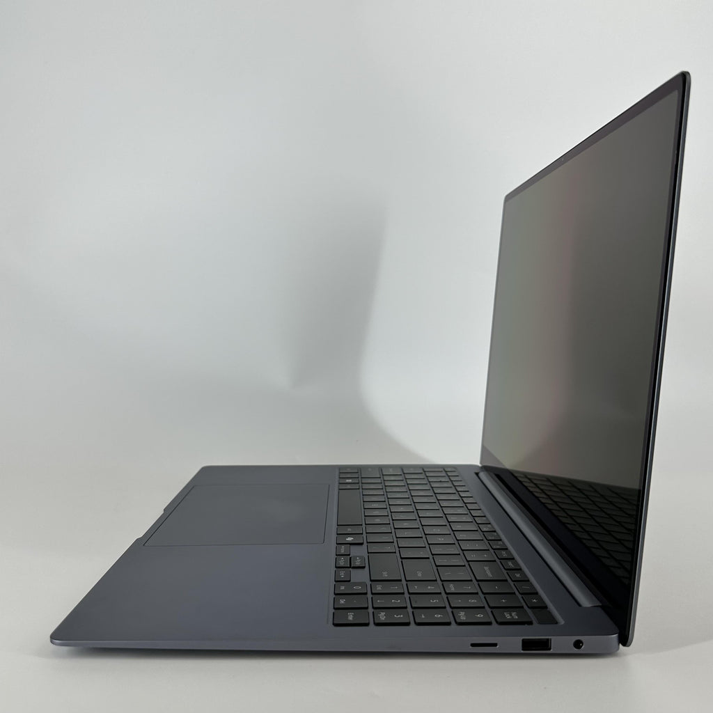 Galaxy Book4 Pro 16 Blue 3.8 GHz Intel Core Ultra 7 16GB RAM 1TB Solid State Drive